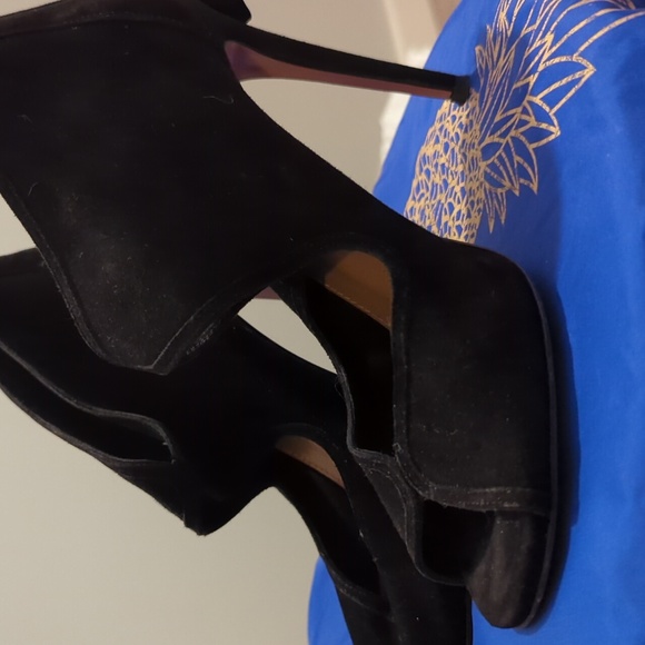 Aquazurra Black Suede Cut-Out Peep Toe Pumps - Picture 11 of 11